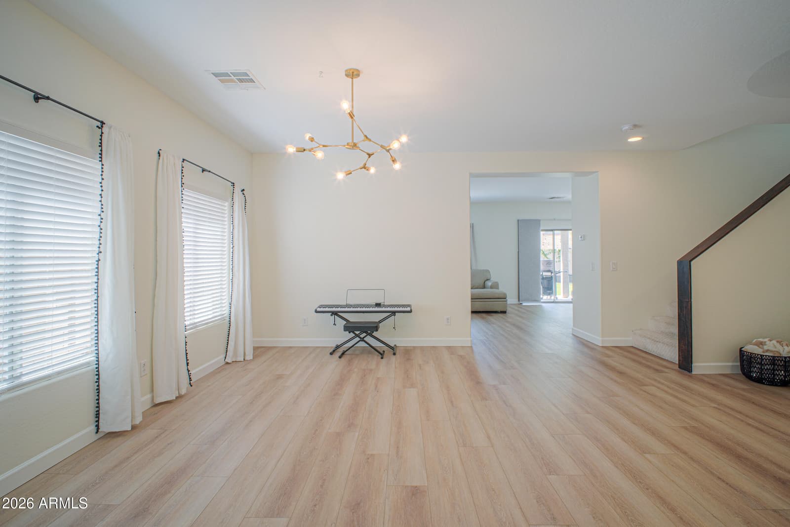 2347 W TALLGRASS Trail, Phoenix, AZ 85085 — photo 7 of 49