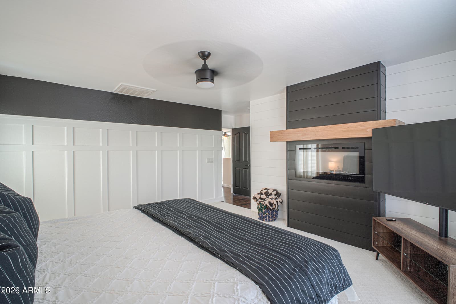 2347 W TALLGRASS Trail, Phoenix, AZ 85085 — photo 36 of 49