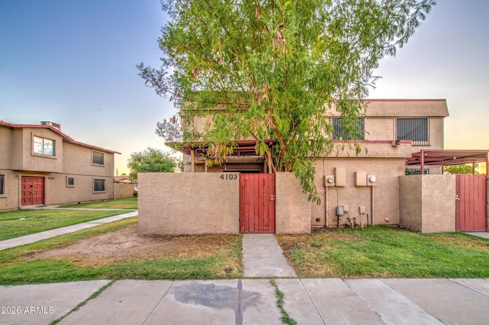 4103 W WONDERVIEW Road, Phoenix, AZ 85019 — photo 2 of 22