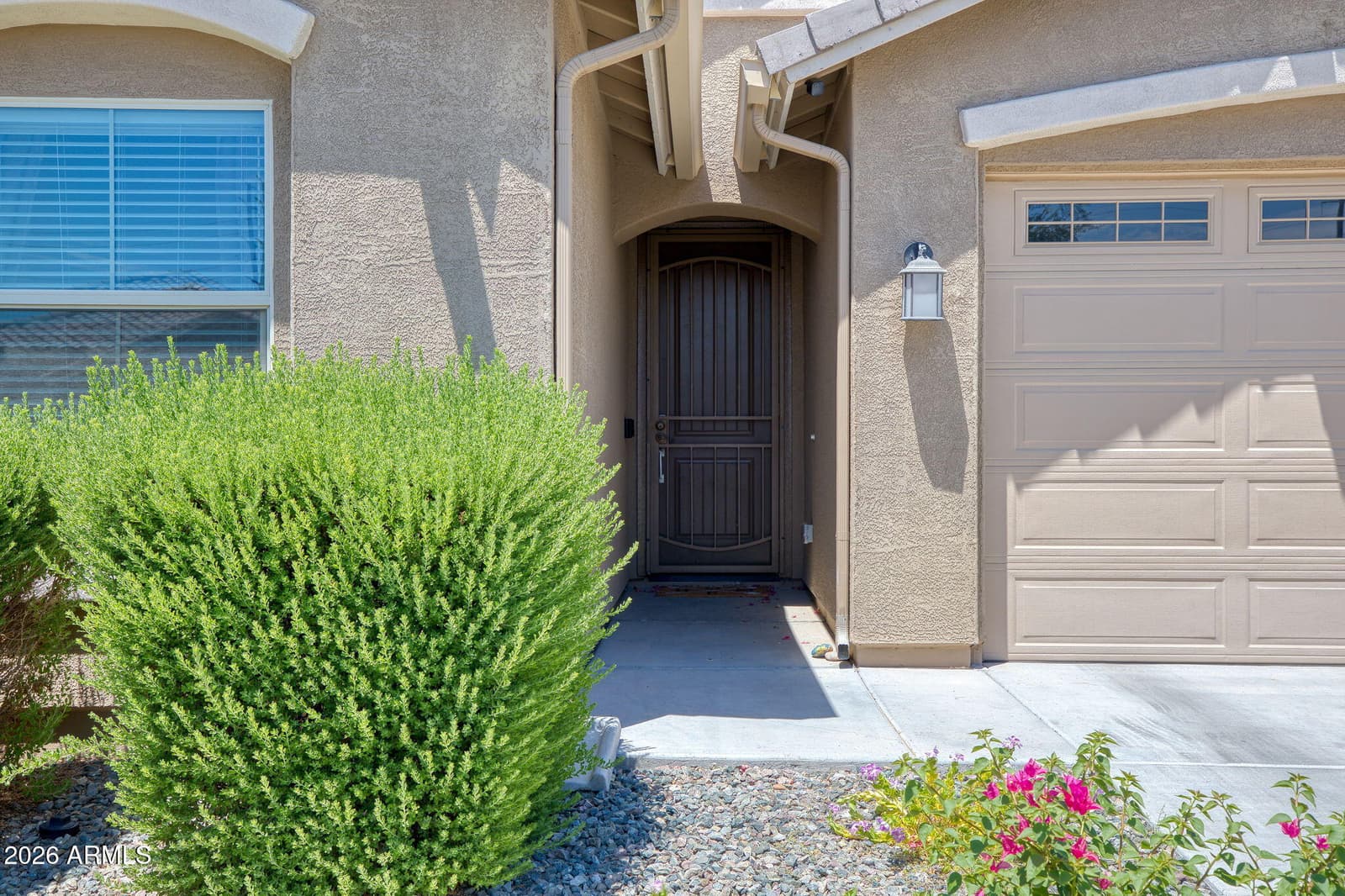 2208 W DUNBAR Drive, Phoenix, AZ 85041 — photo 3 of 34