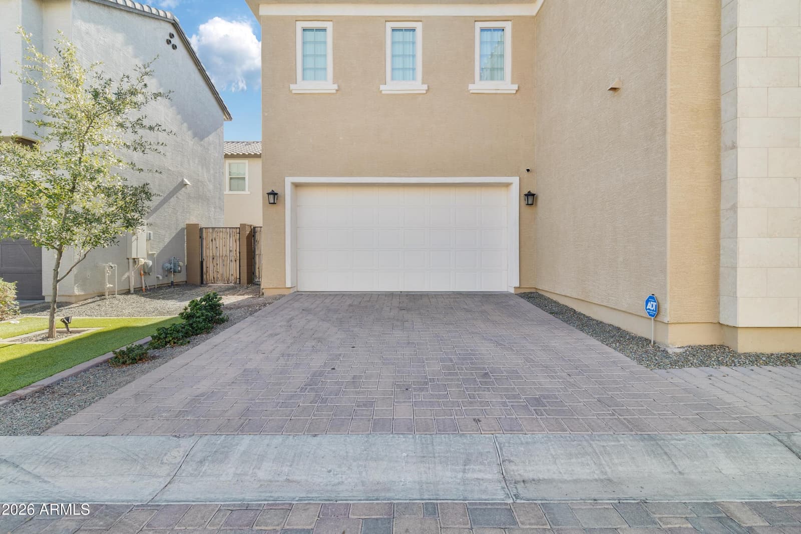 17214 N 9TH Place, Phoenix, AZ 85022 — photo 3 of 26