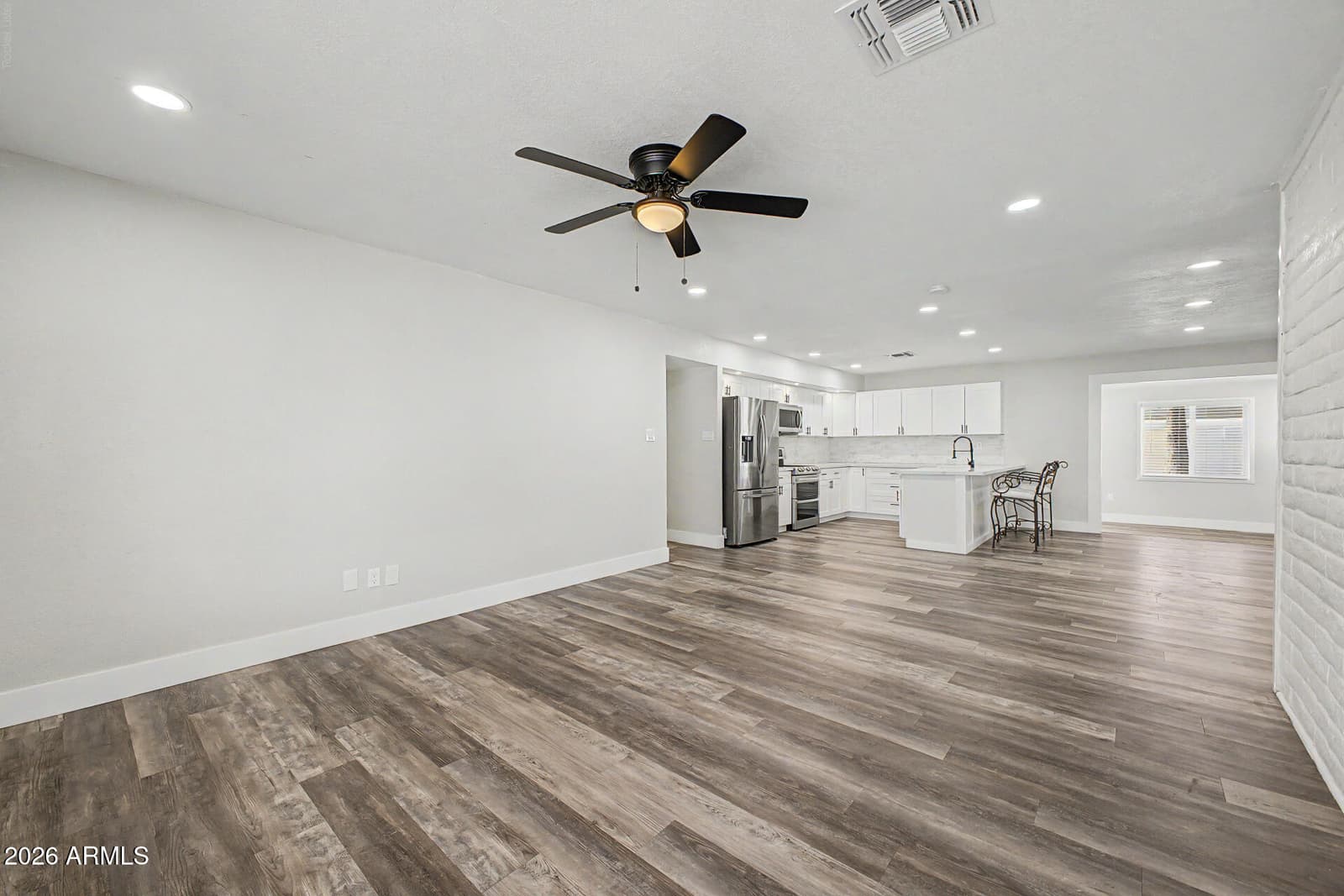 1633 E WESLEYAN Drive, Tempe, AZ 85282 — photo 5 of 33