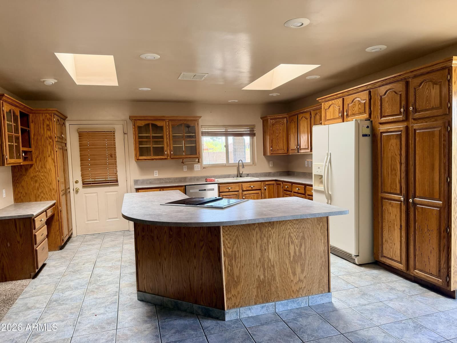 16401 N 37TH Place, Phoenix, AZ 85032 — photo 10 of 26