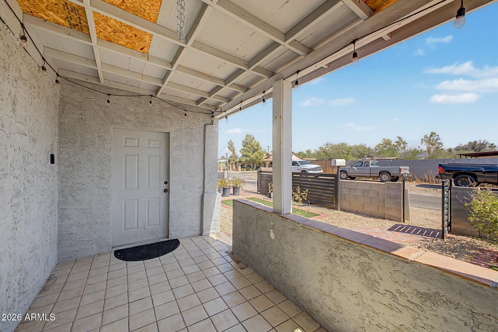 502 W CHAMBERS Street, Phoenix, AZ 85041 — photo 4 of 33