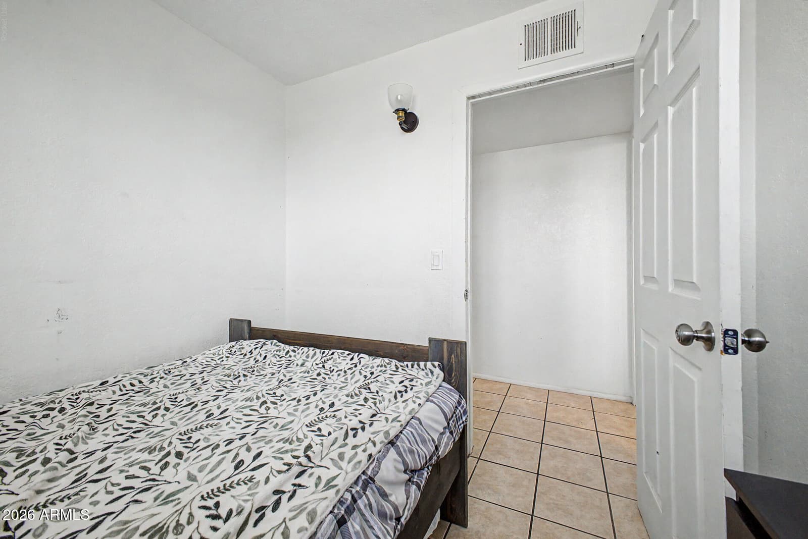 502 W CHAMBERS Street, Phoenix, AZ 85041 — photo 27 of 33
