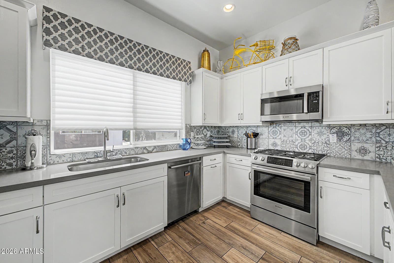 4444 N 25TH Street 18, Phoenix, AZ 85016 — photo 15 of 35