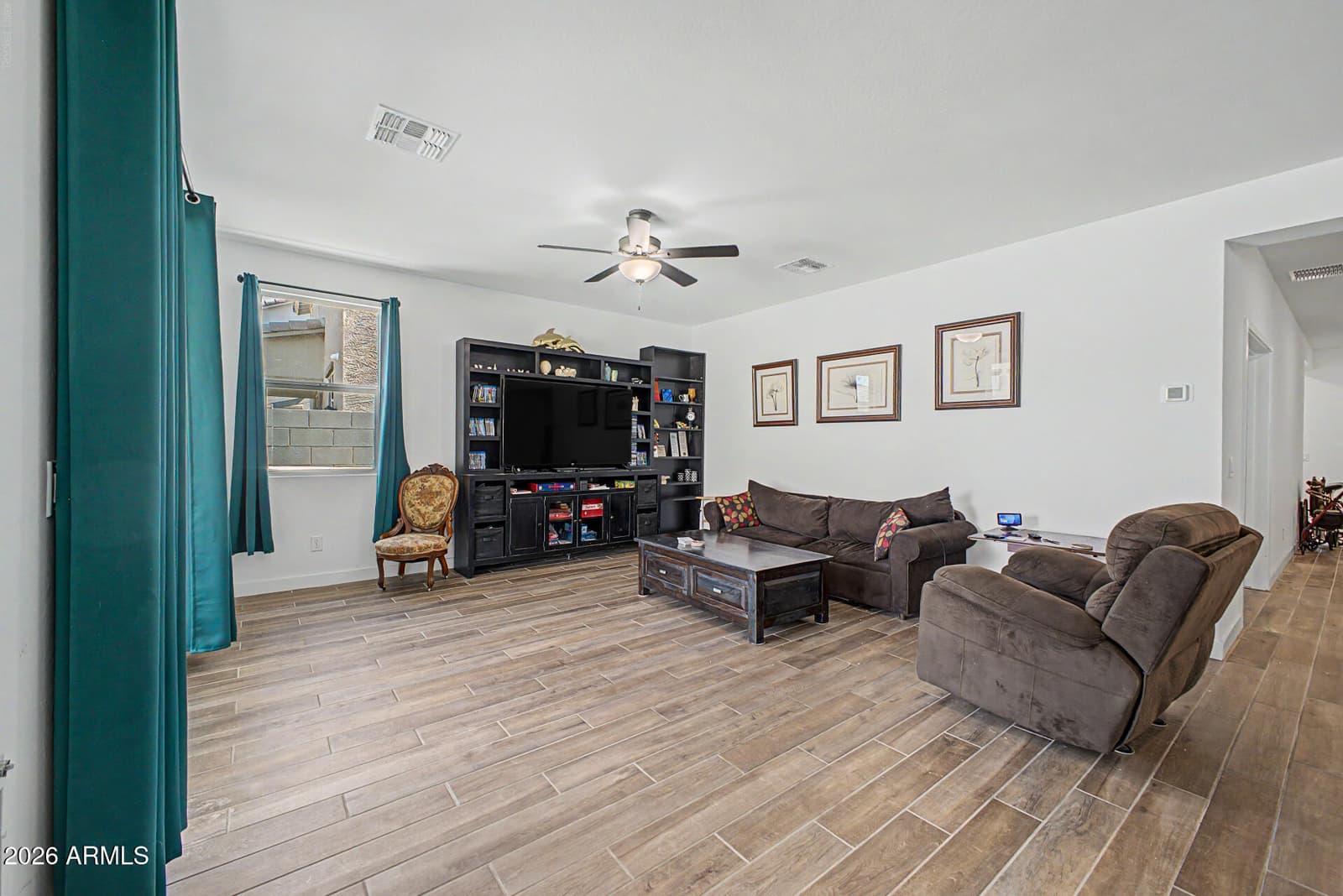 23408 W FLORENCE Avenue, Buckeye, AZ 85326 — photo 5 of 31