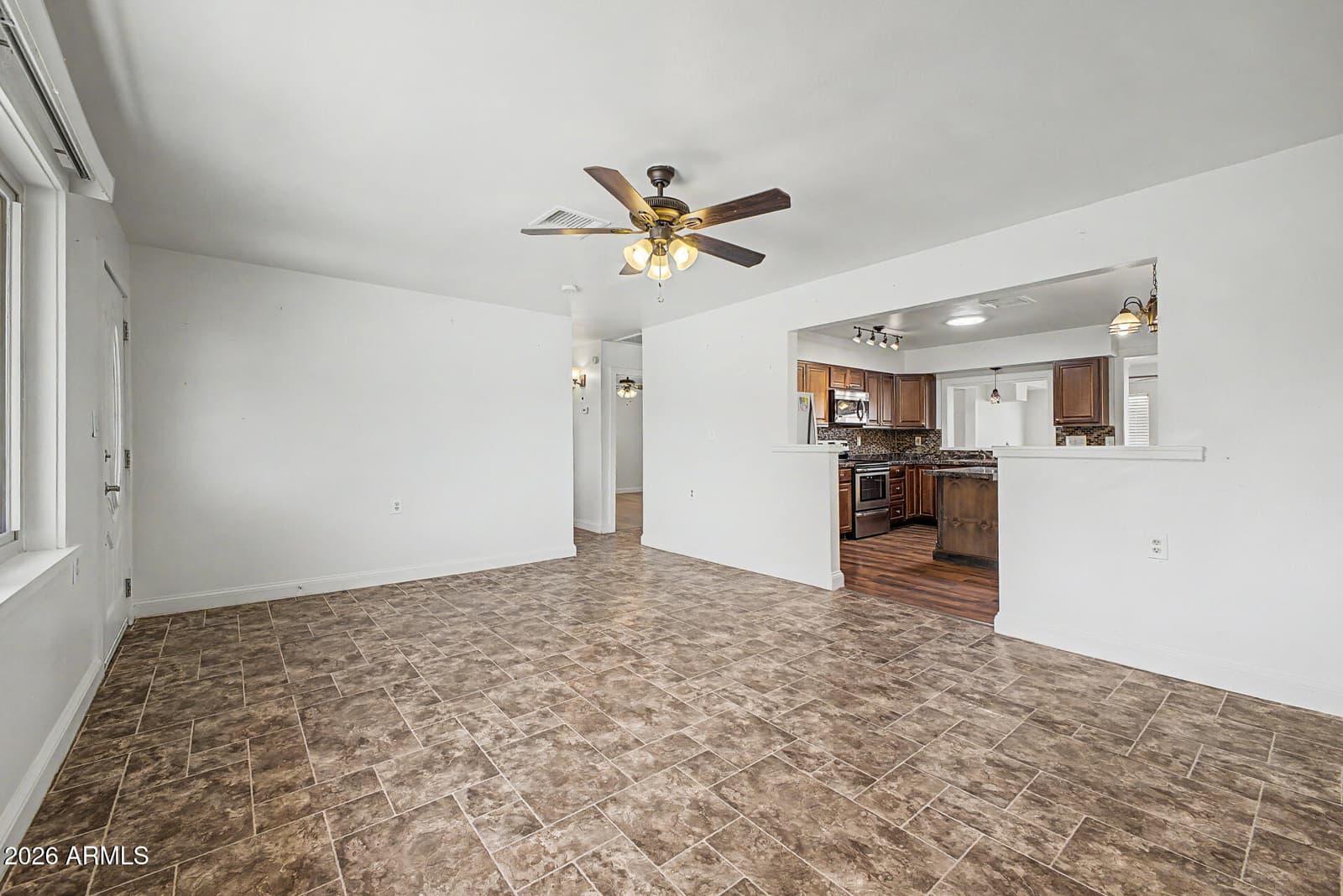 624 W 23RD Avenue, Apache Junction, AZ 85120 — photo 10 of 42