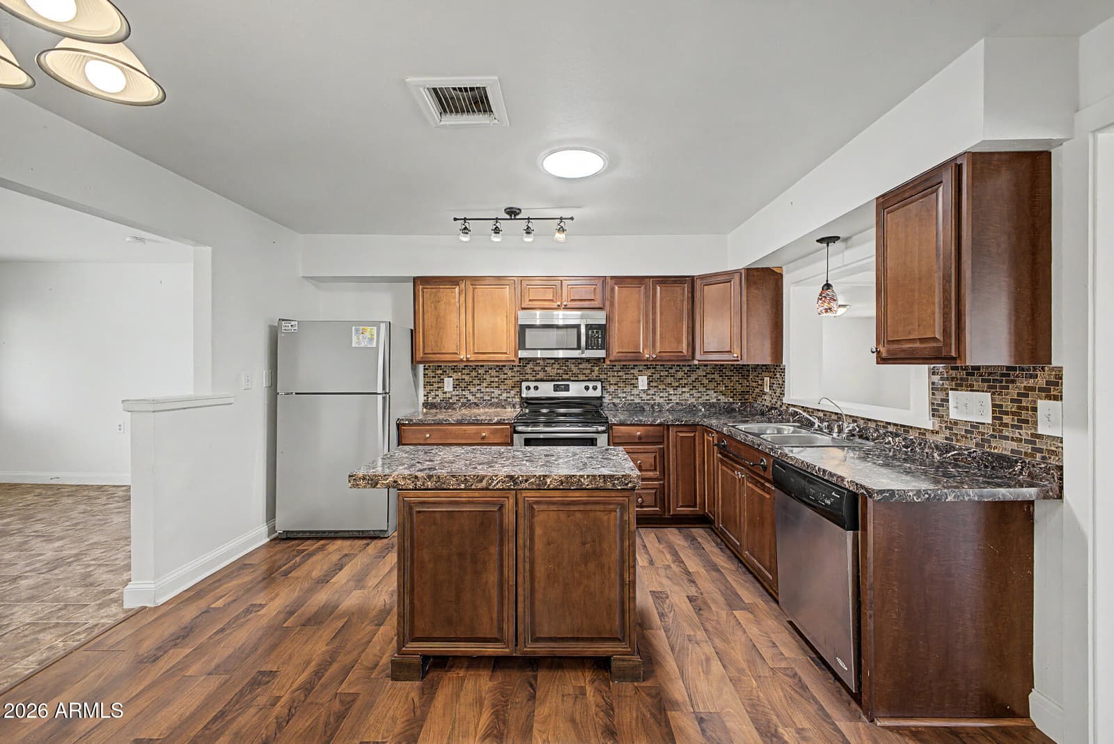 624 W 23RD Avenue, Apache Junction, AZ 85120 — photo 13 of 42