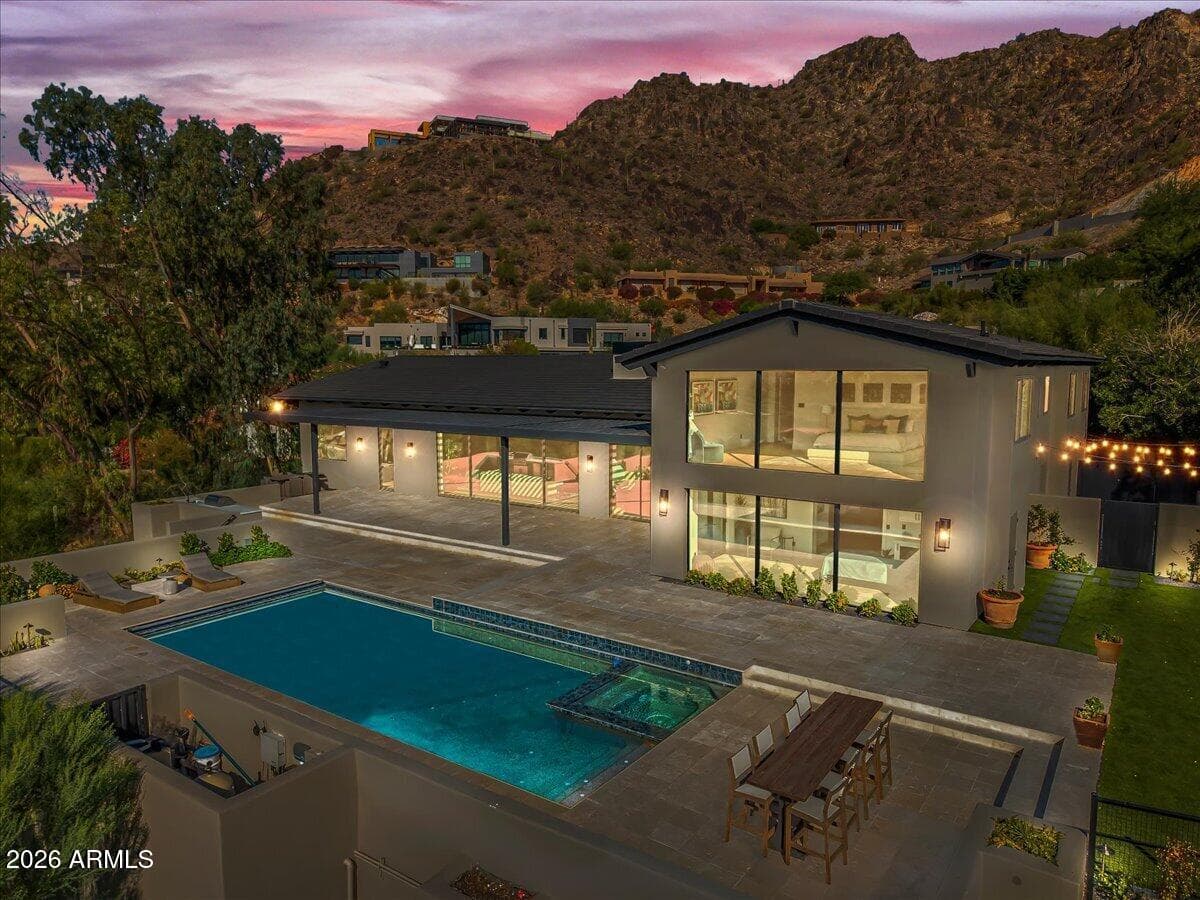7347 N RED LEDGE Drive, Paradise Valley, AZ 85253 — photo 1 of 95