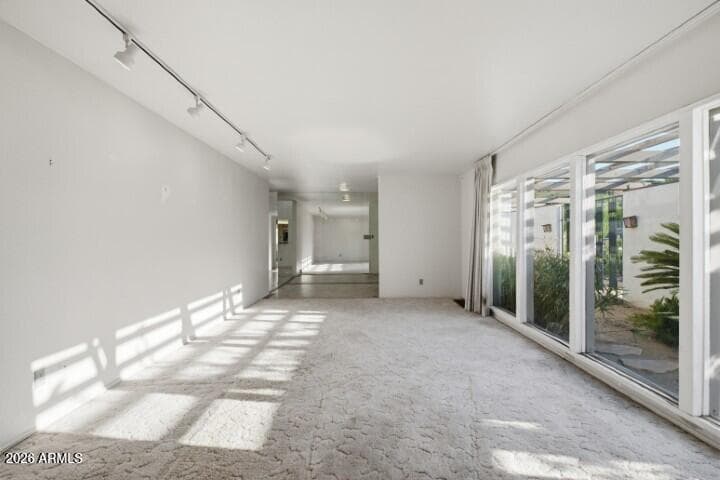 13045 N 8TH Avenue, Phoenix, AZ 85029 — photo 15 of 51