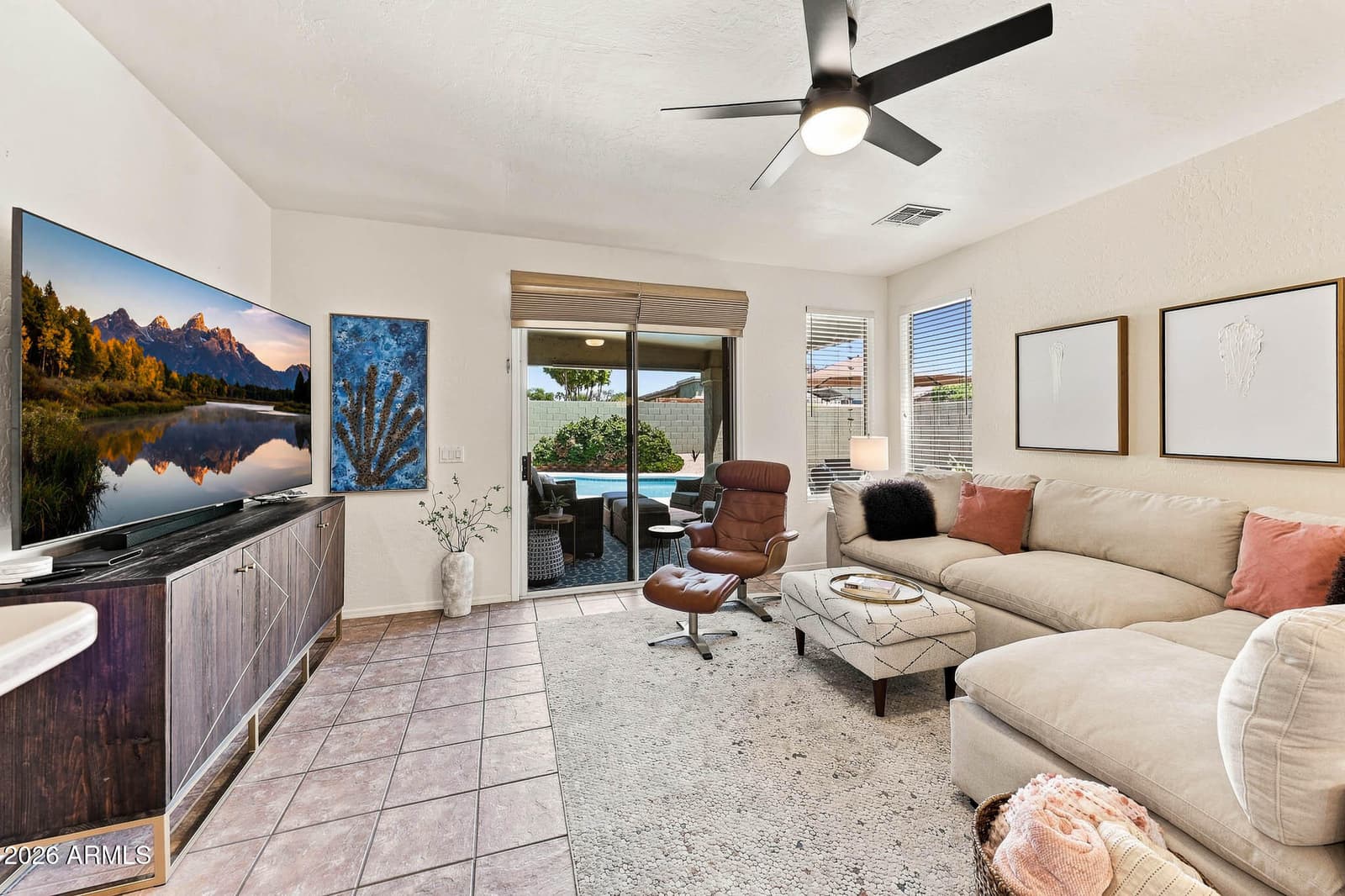 6186 W WIKIEUP Lane, Glendale, AZ 85308 — photo 17 of 48