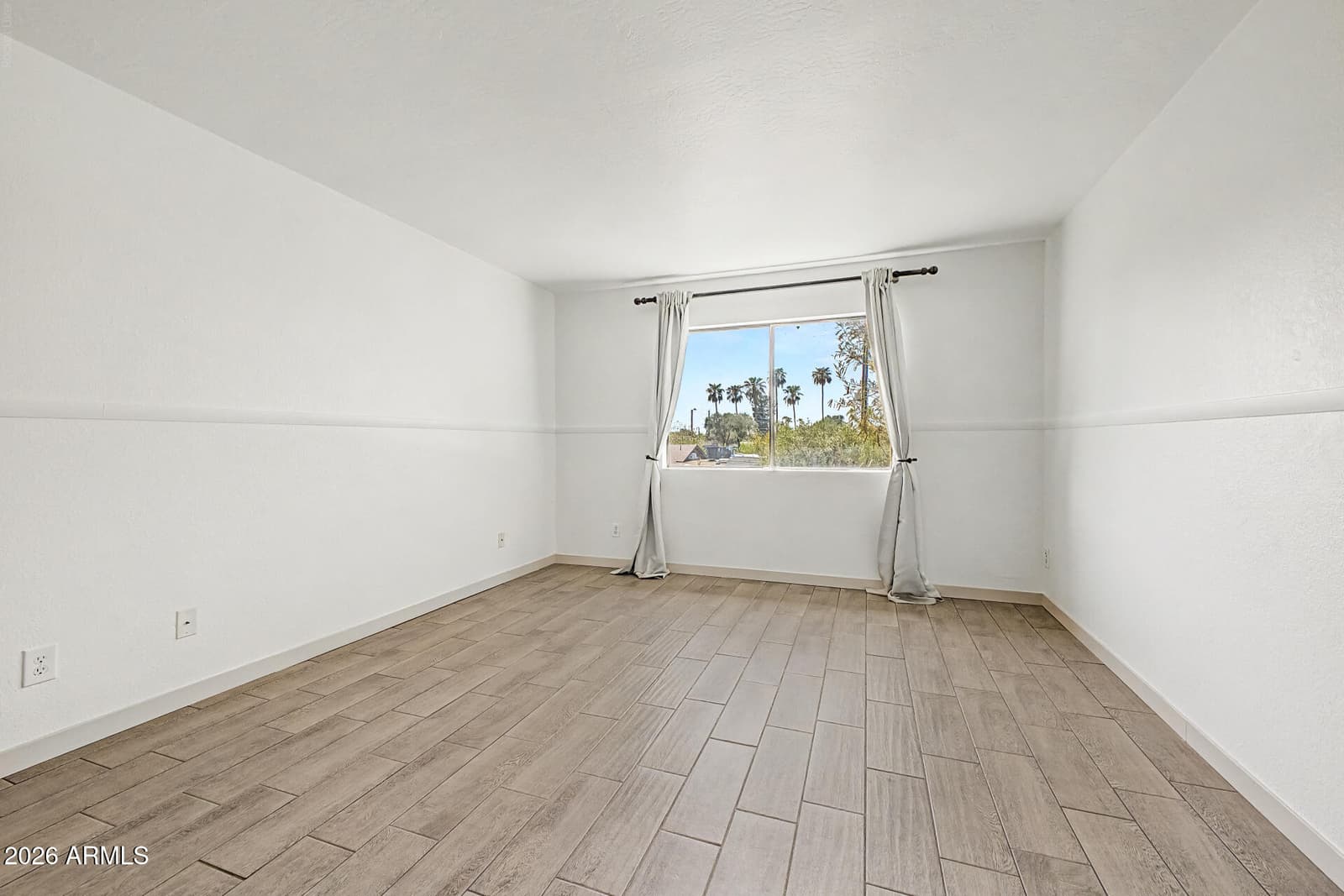 2202 W GLENROSA Avenue 9, Phoenix, AZ 85015 — photo 22 of 37