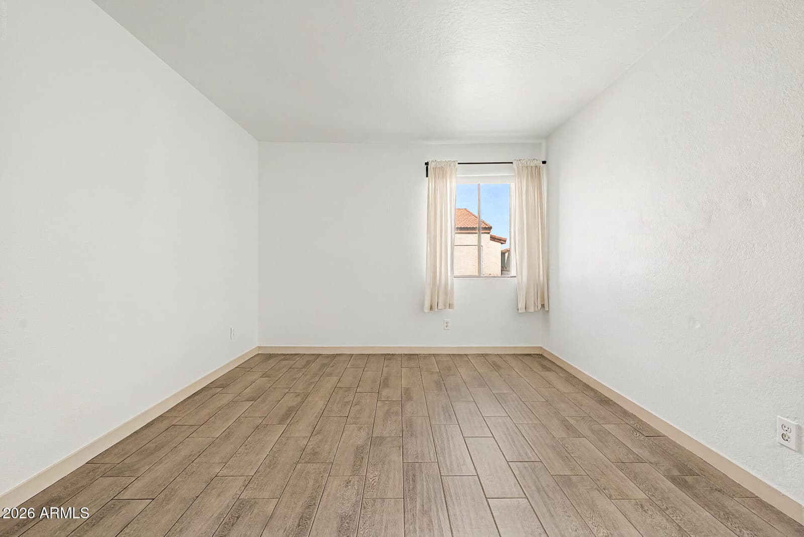 2202 W GLENROSA Avenue 9, Phoenix, AZ 85015 — photo 26 of 37
