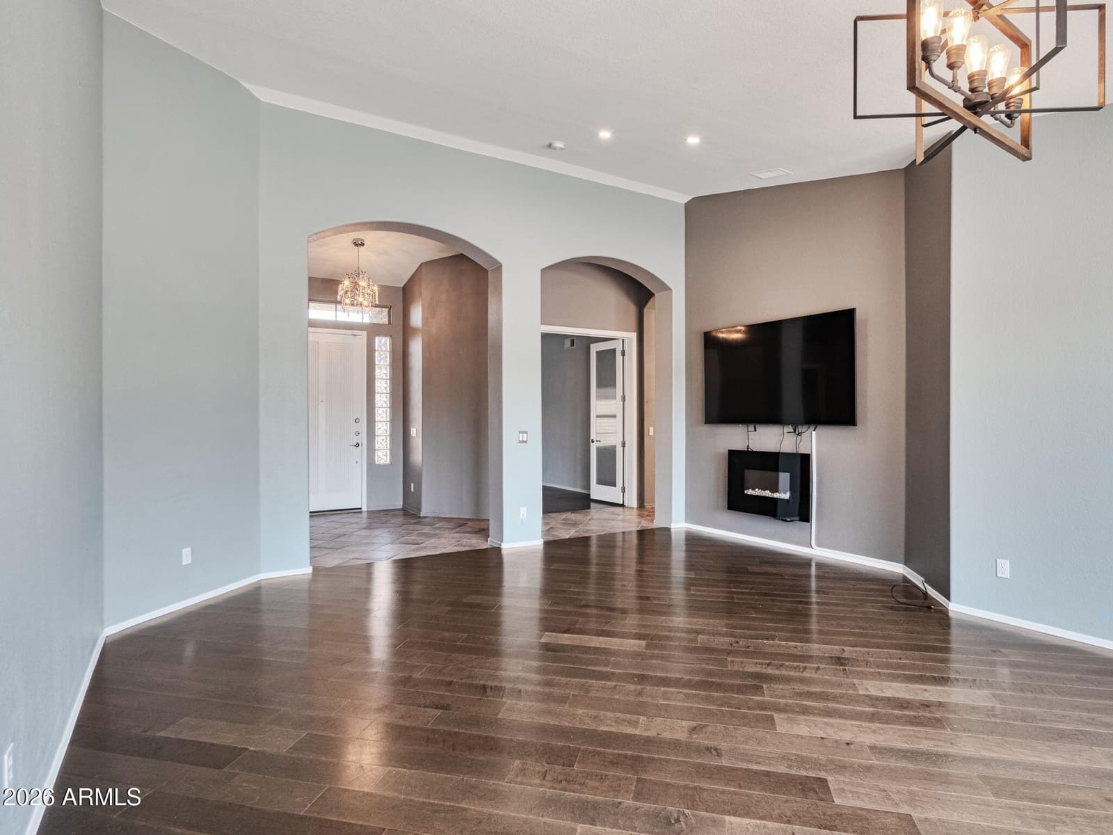 25836 N 43RD Place, Phoenix, AZ 85050 — photo 3 of 27