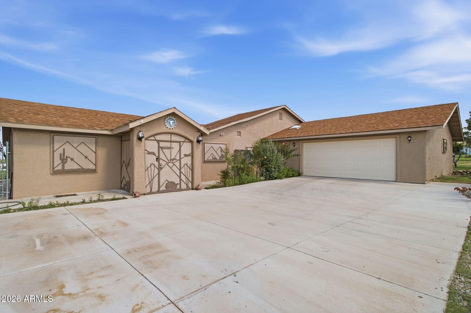 7461 S Baggett Place, Hereford, AZ 85615 — photo 3 of 18