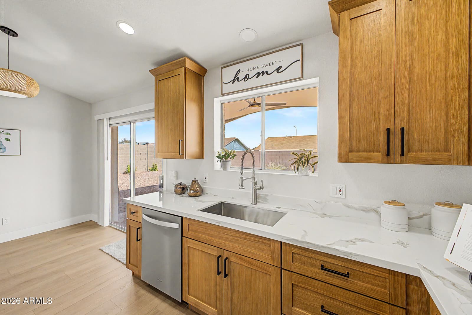 6431 E INGLEWOOD Street, Mesa, AZ 85205 — photo 8 of 24