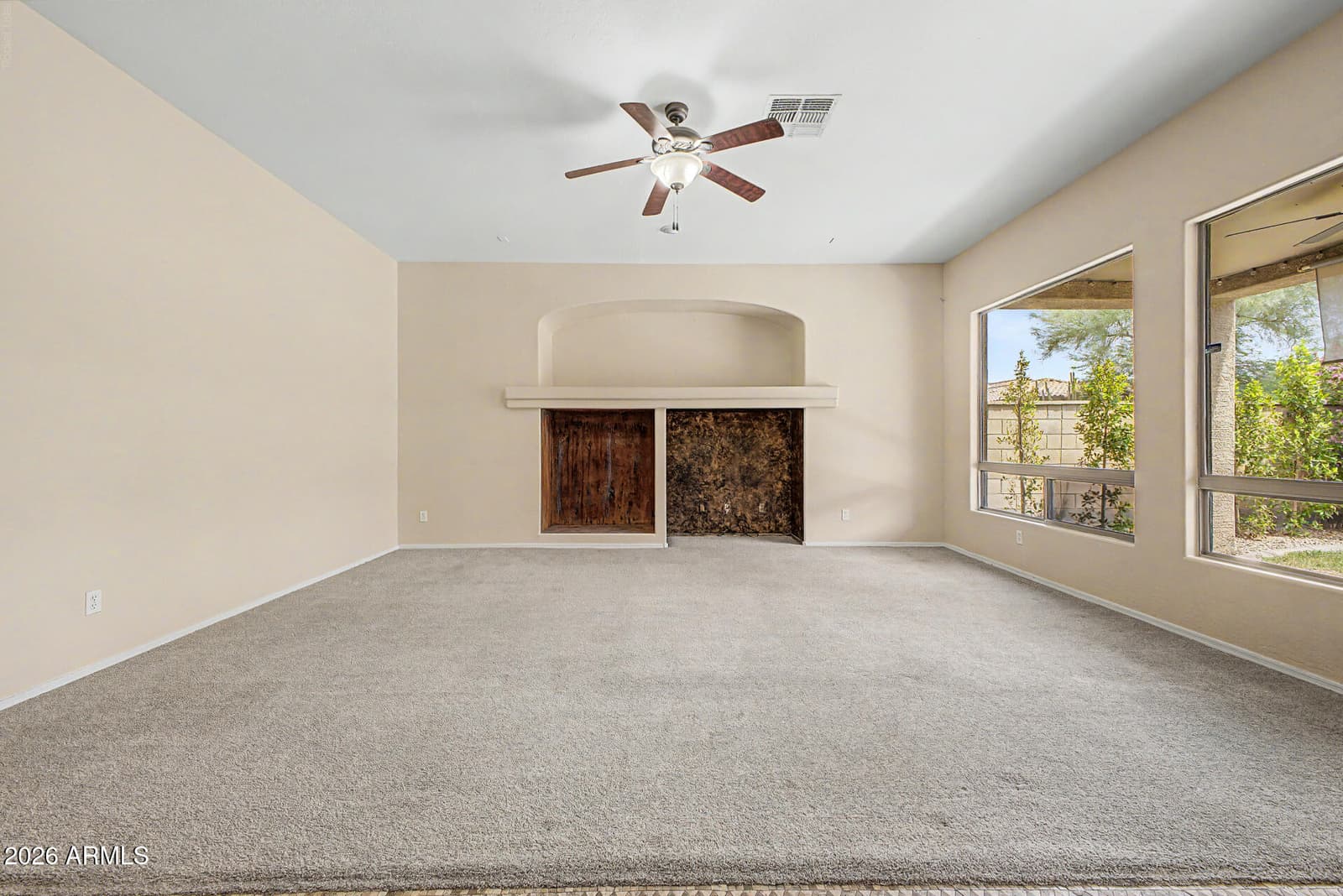 35521 N 30TH Drive, Phoenix, AZ 85086 — photo 9 of 41