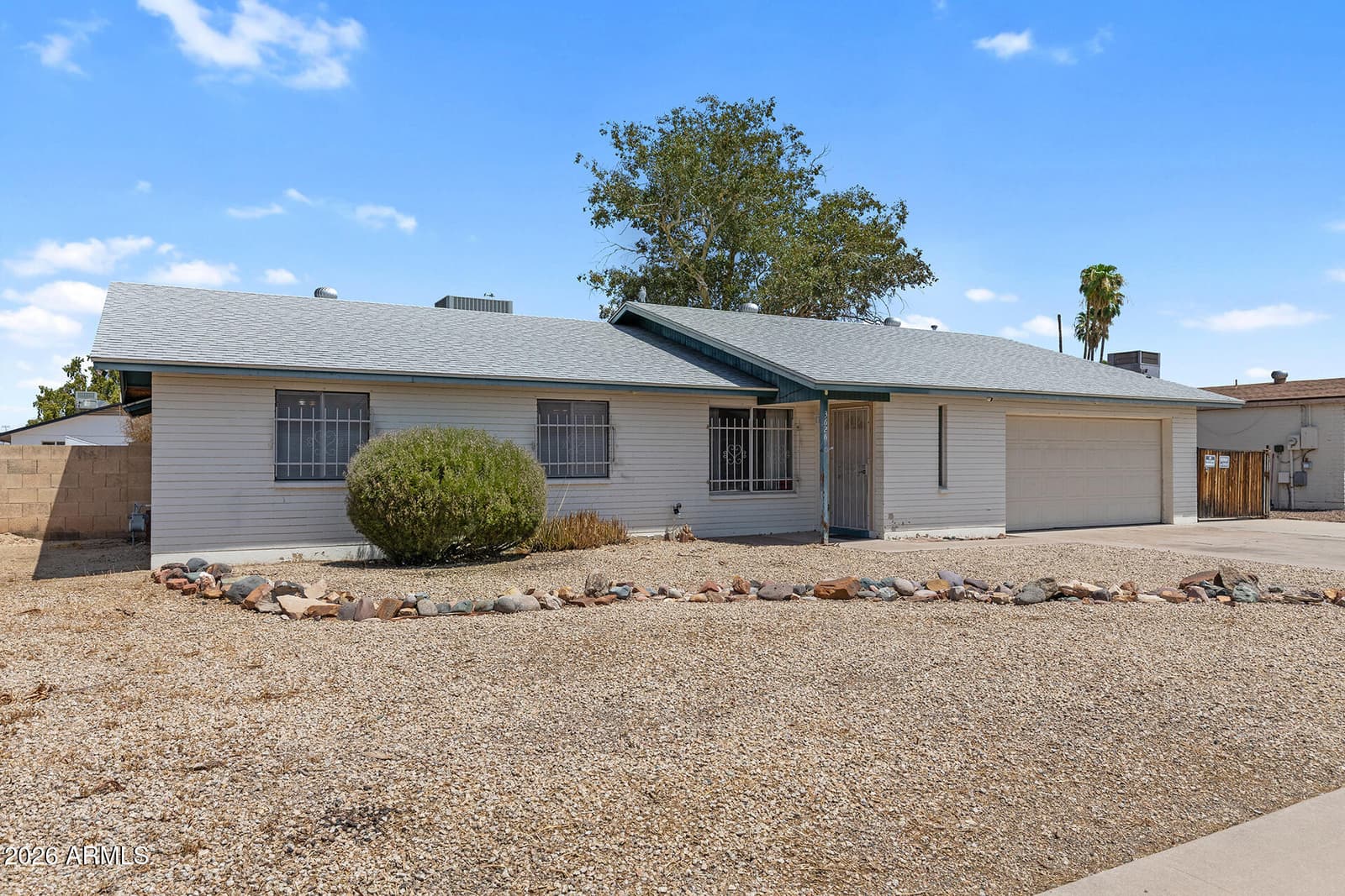 3626 W Shangri La Road, Phoenix, AZ 85029 — photo 4 of 33