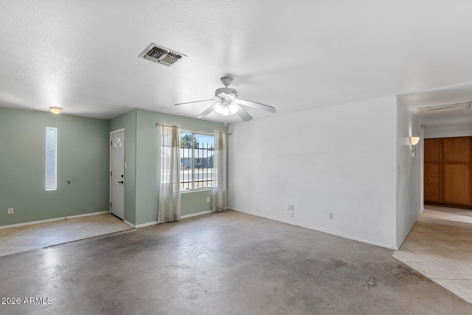 3626 W Shangri La Road, Phoenix, AZ 85029 — photo 7 of 33
