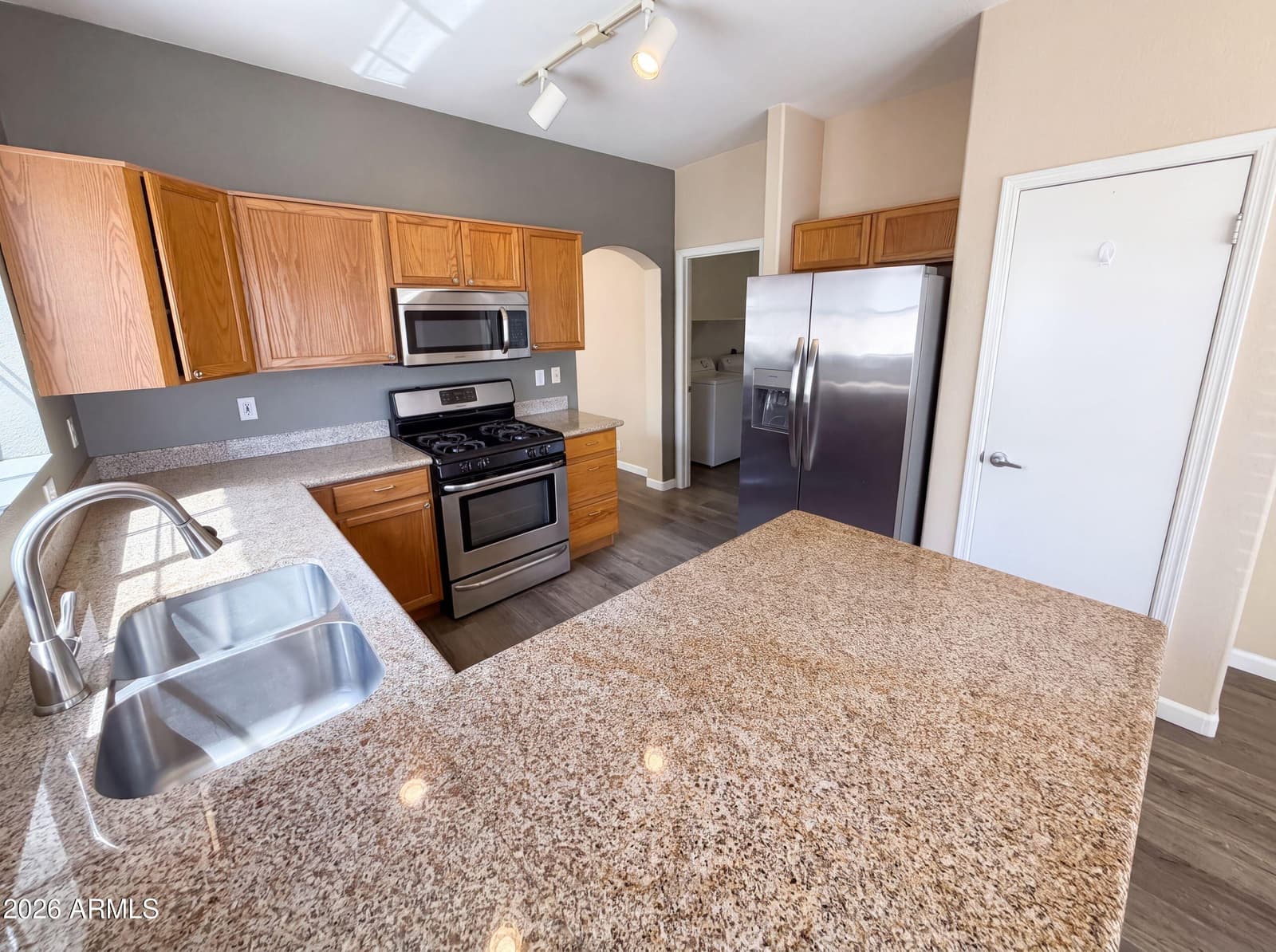 8928 W CHERRY HILLS Drive, Peoria, AZ 85345 — photo 10 of 26