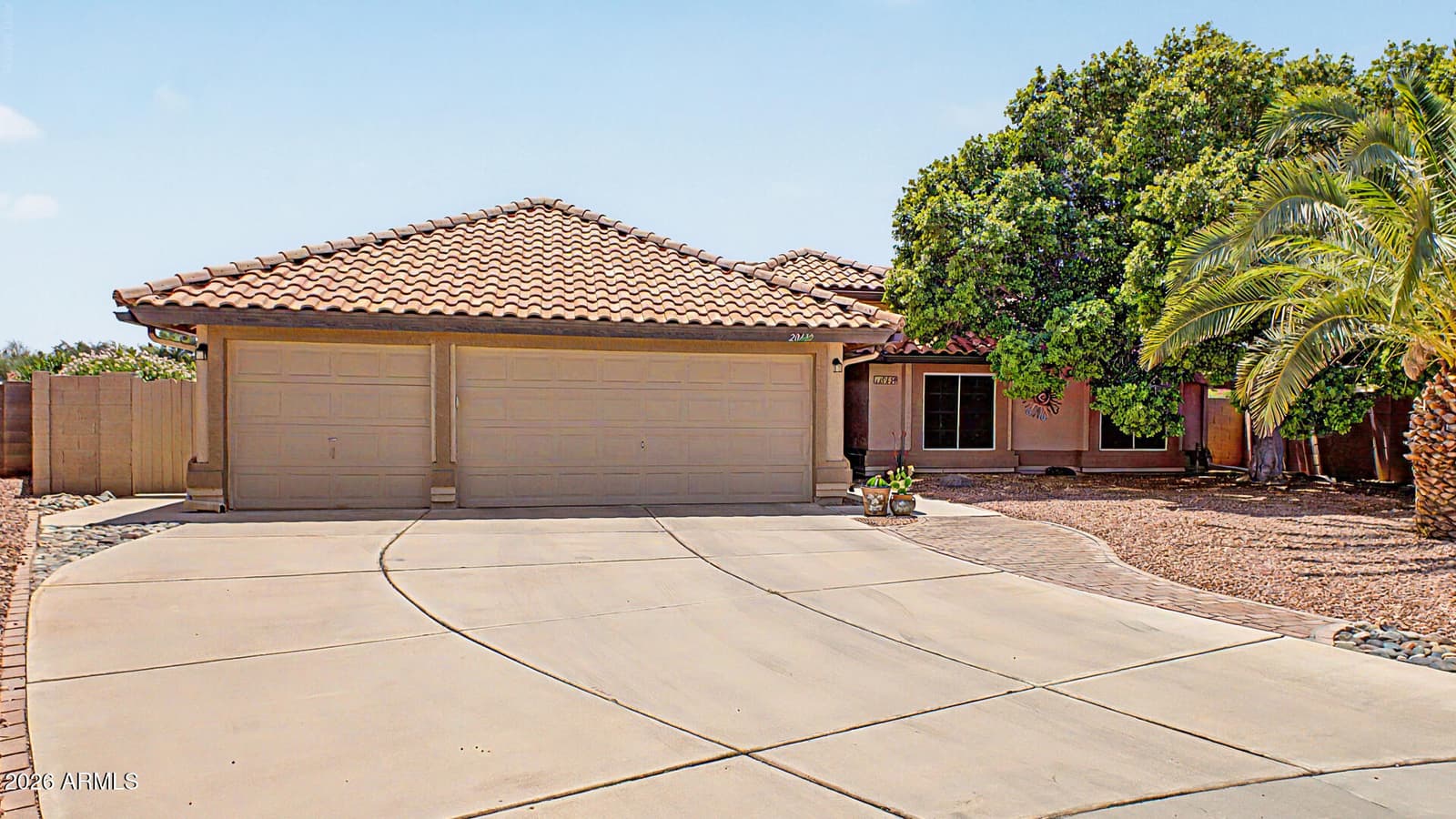 20439 N 110th Avenue, Sun City, AZ 85373 — photo 4 of 39