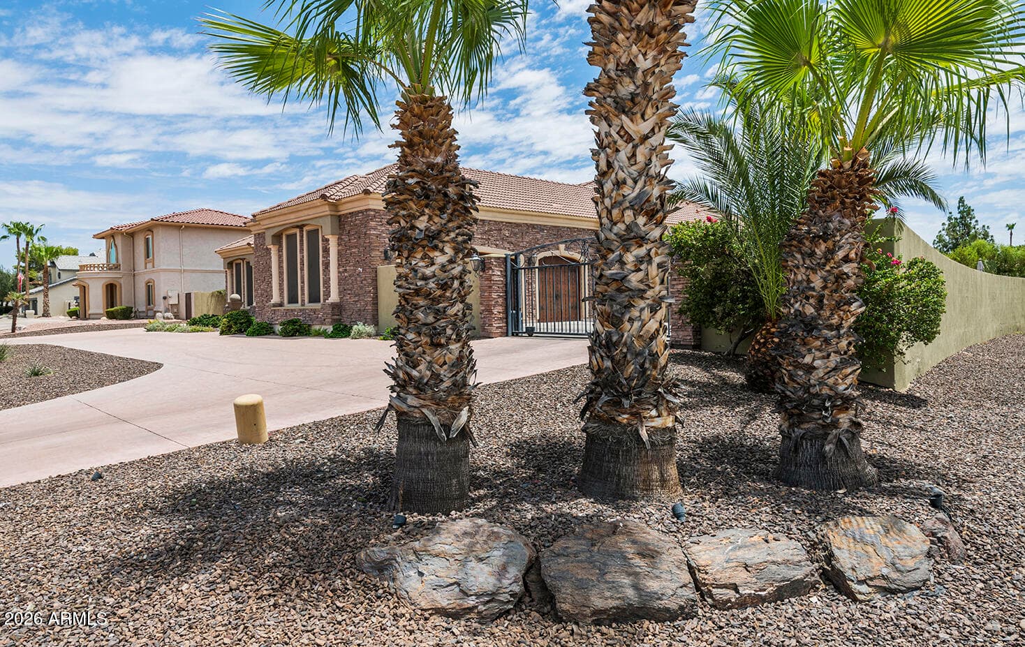 7639 W LIBBY Street, Glendale, AZ 85308 — photo 2 of 52