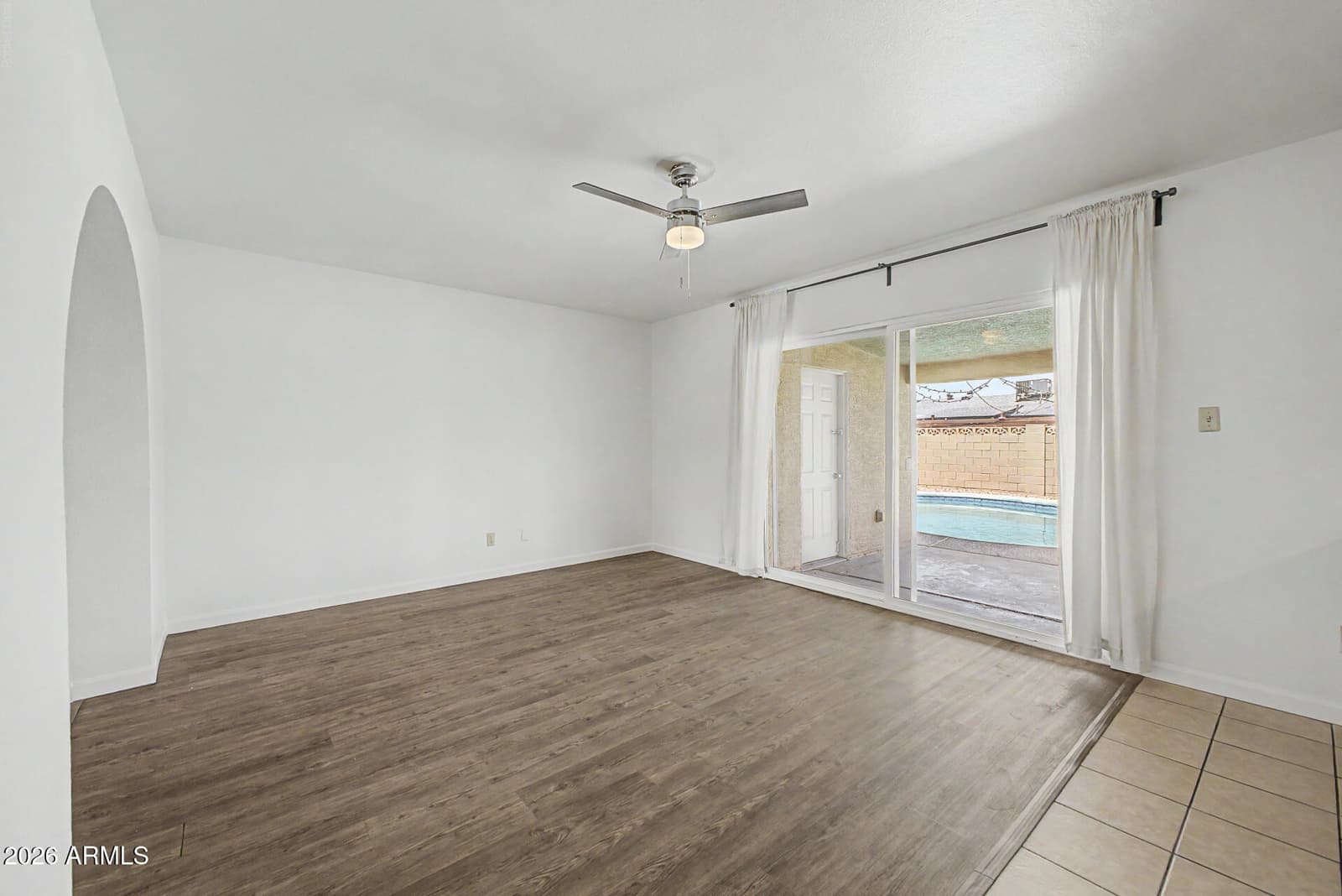622 E GRACE Drive, Tempe, AZ 85288 — photo 8 of 24
