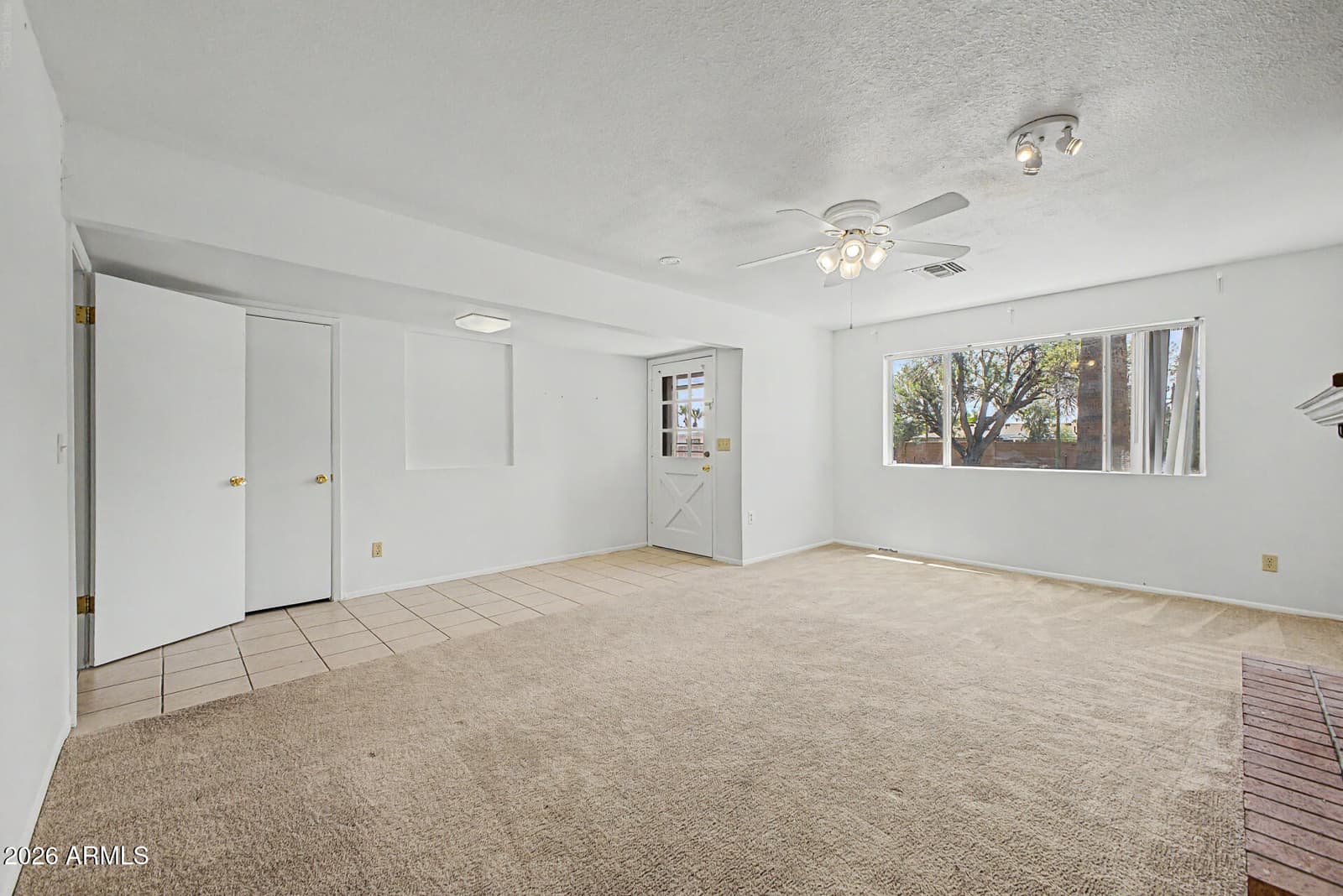 622 E GRACE Drive, Tempe, AZ 85288 — photo 5 of 24