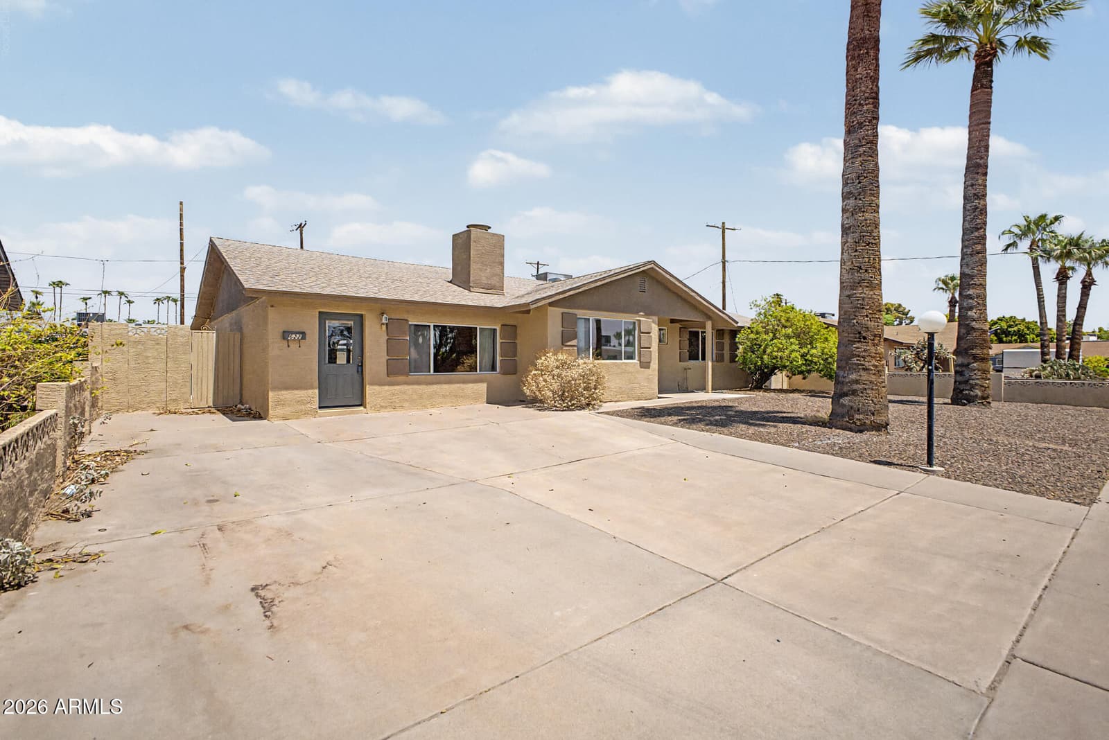 622 E GRACE Drive, Tempe, AZ 85288 — photo 2 of 24