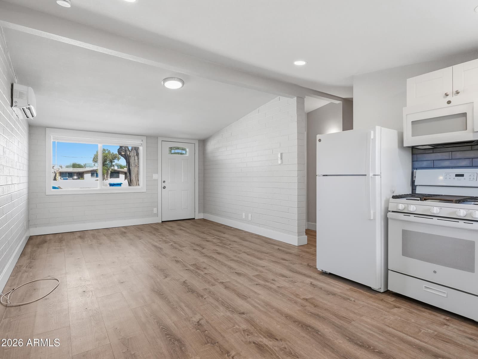 730 N DELAWARE Street, Chandler, AZ 85225 — photo 8 of 25
