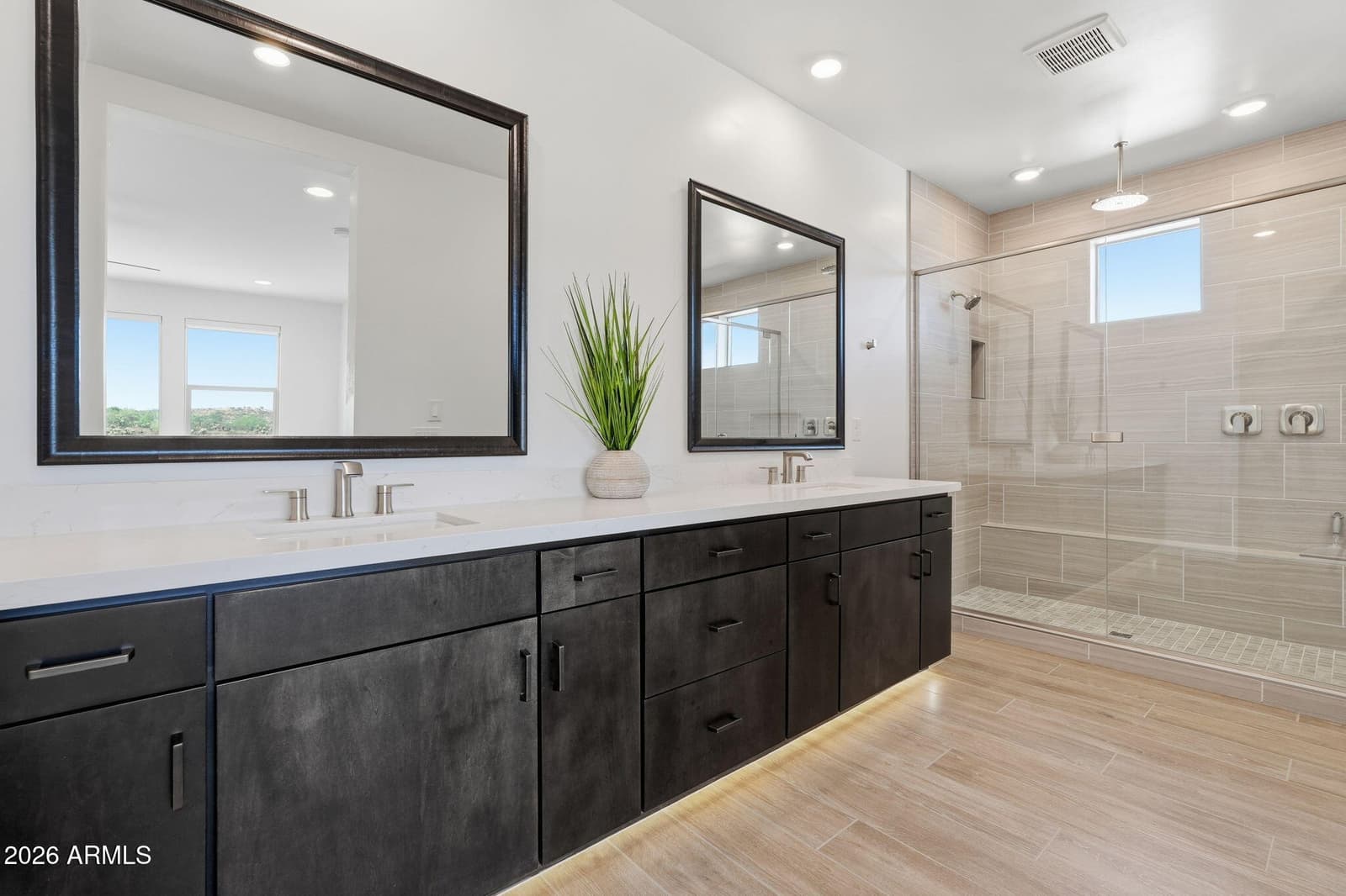 1928 E VILLA LINDA Drive, Phoenix, AZ 85024 — photo 31 of 57