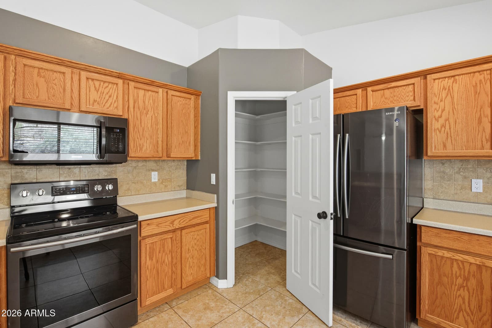680 S HIGHLINE Lane, Camp Verde, AZ 86322 — photo 9 of 43