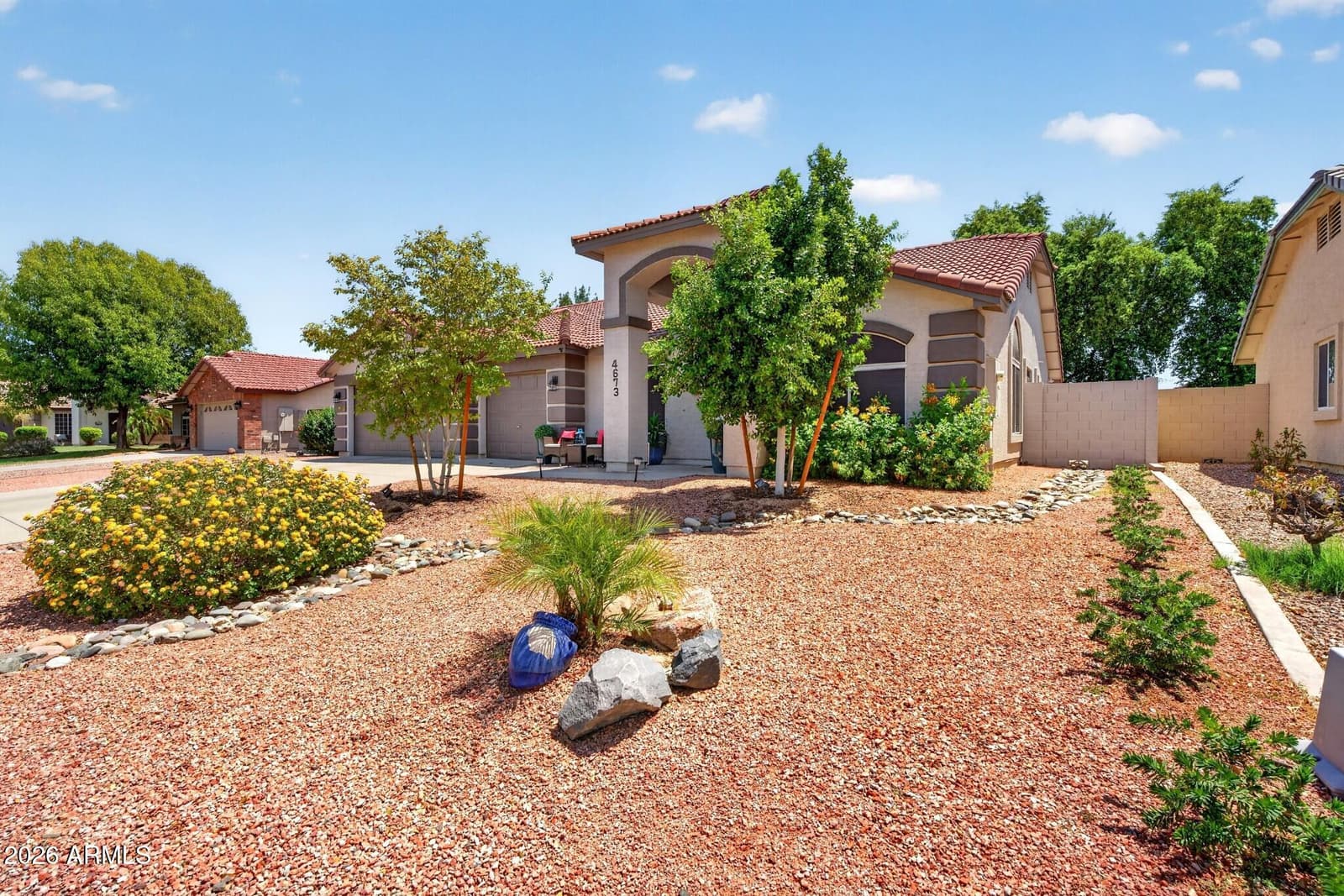 4673 S KIRBY Street, Gilbert, AZ 85297 — photo 4 of 42