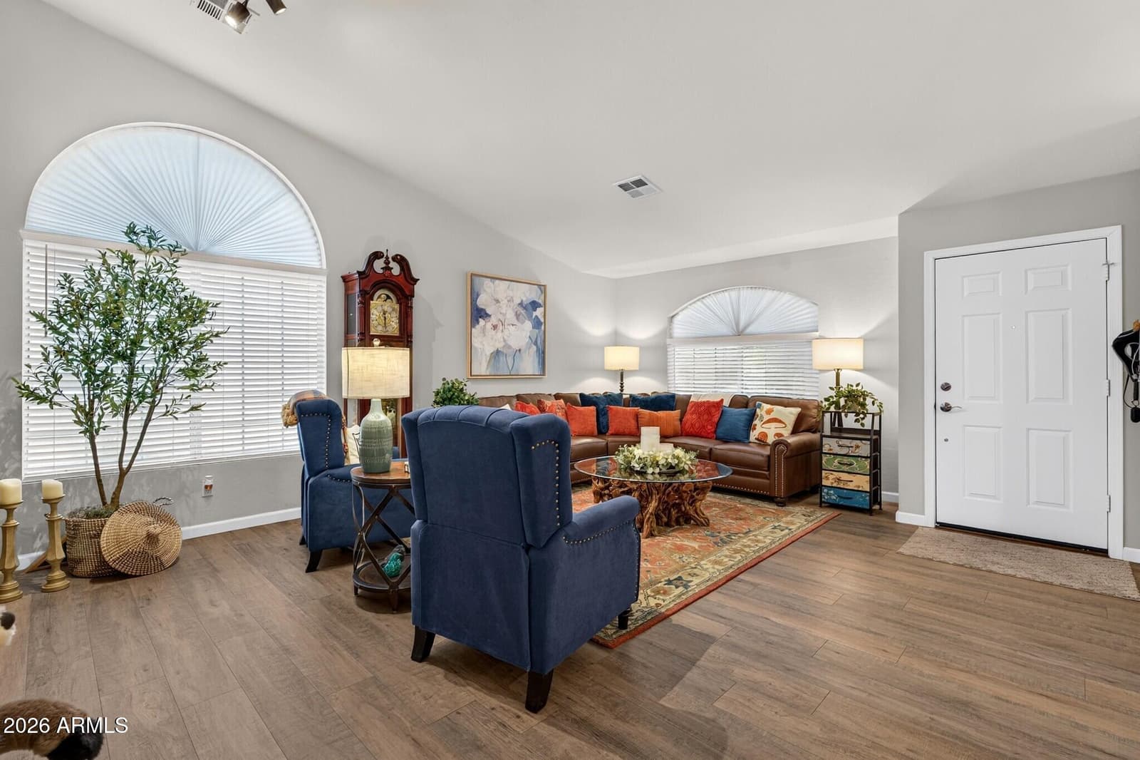 4673 S KIRBY Street, Gilbert, AZ 85297 — photo 8 of 42