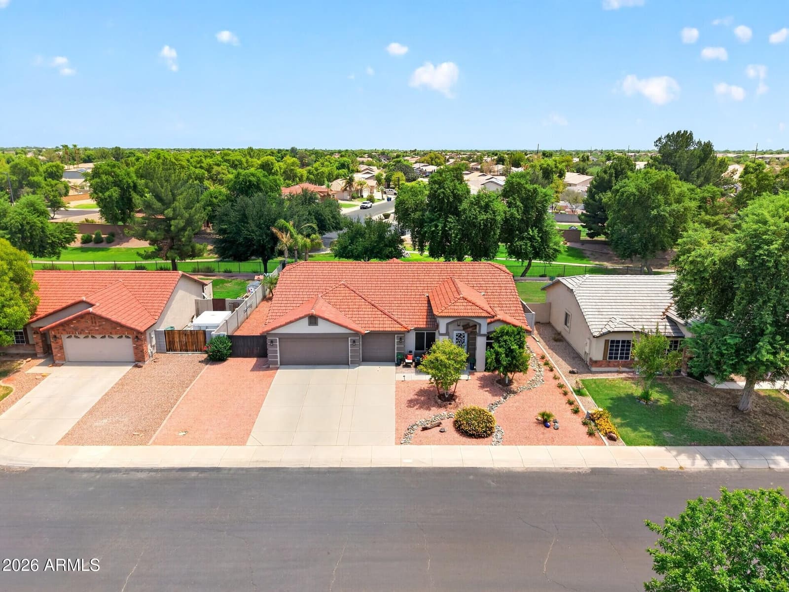 4673 S KIRBY Street, Gilbert, AZ 85297 — photo 37 of 42