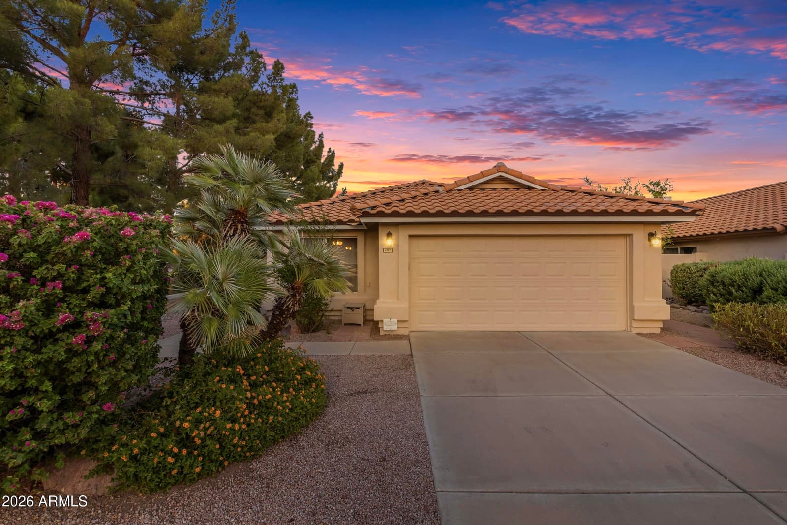 1517 S ASH Drive, Chandler, AZ 85286 — photo 1 of 77