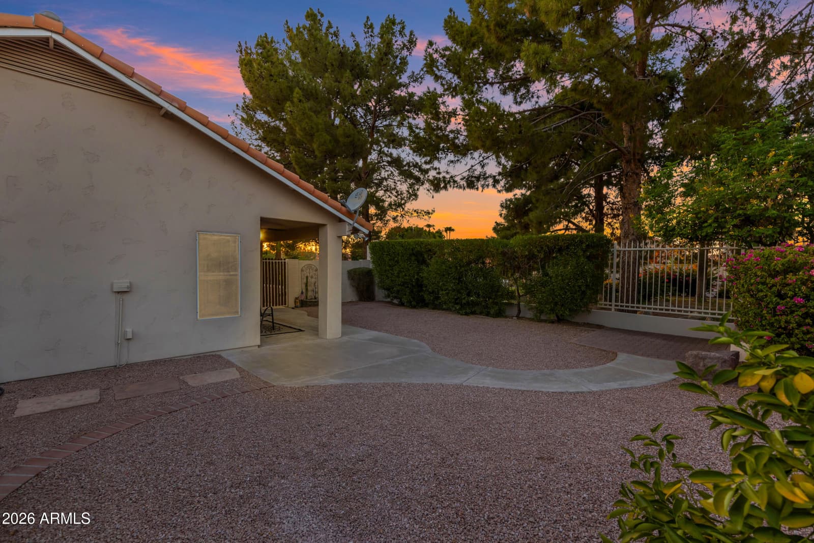1517 S ASH Drive, Chandler, AZ 85286 — photo 15 of 77