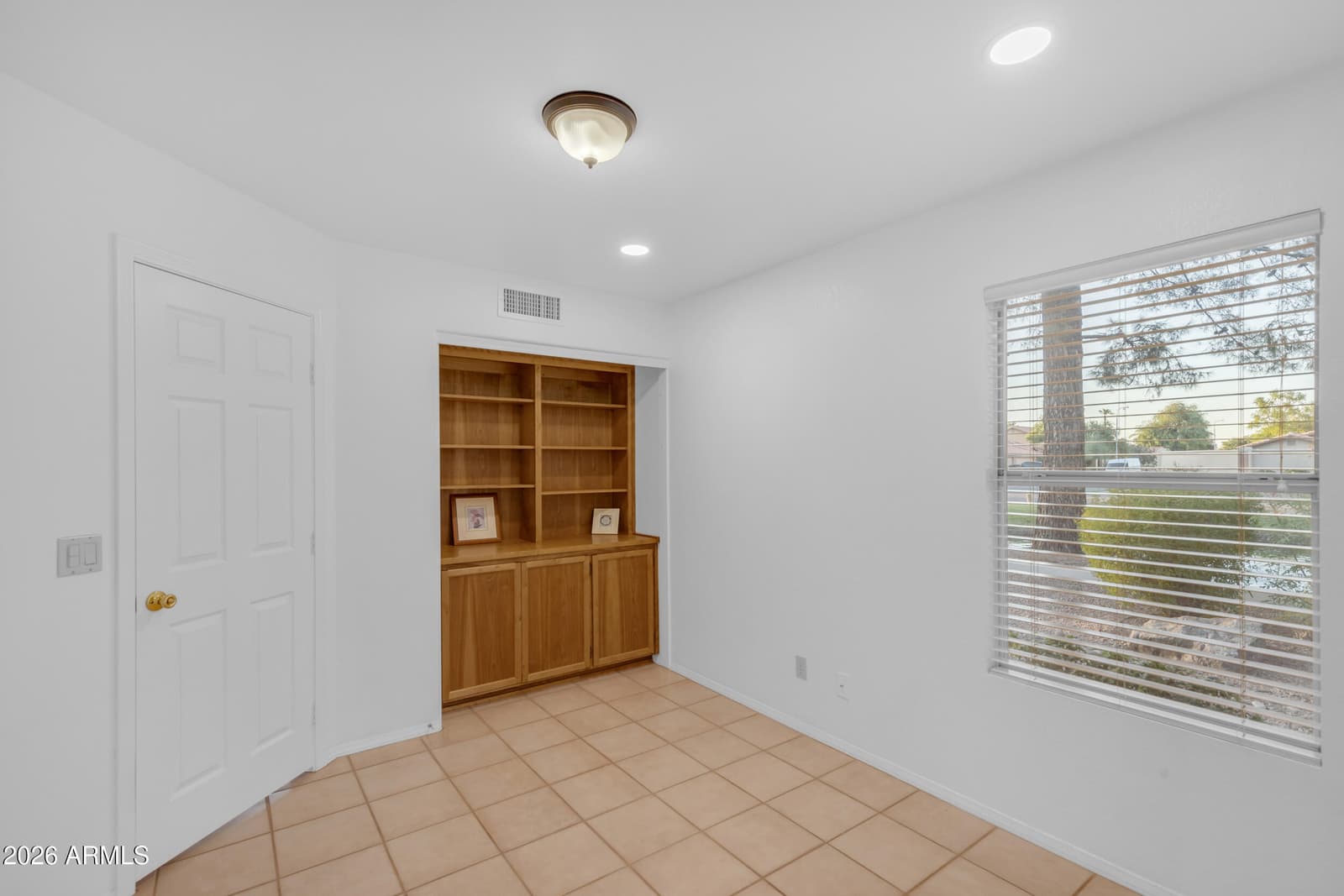 1517 S ASH Drive, Chandler, AZ 85286 — photo 41 of 77