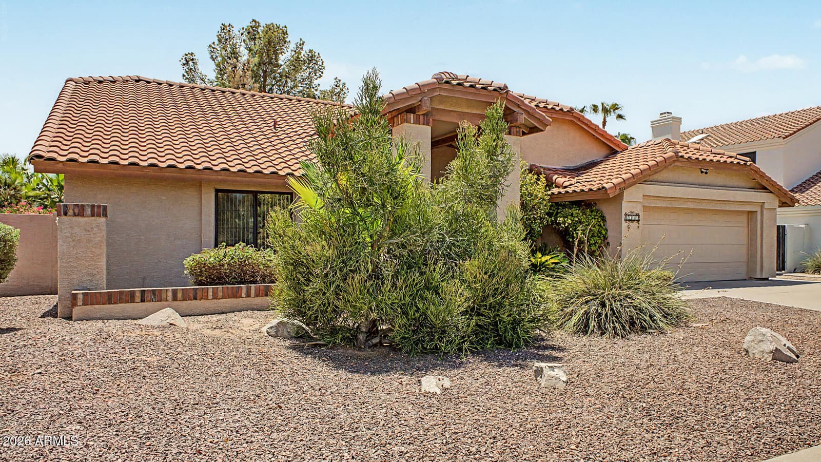 1933 E BUENA VISTA Drive, Tempe, AZ 85284 — photo 3 of 32
