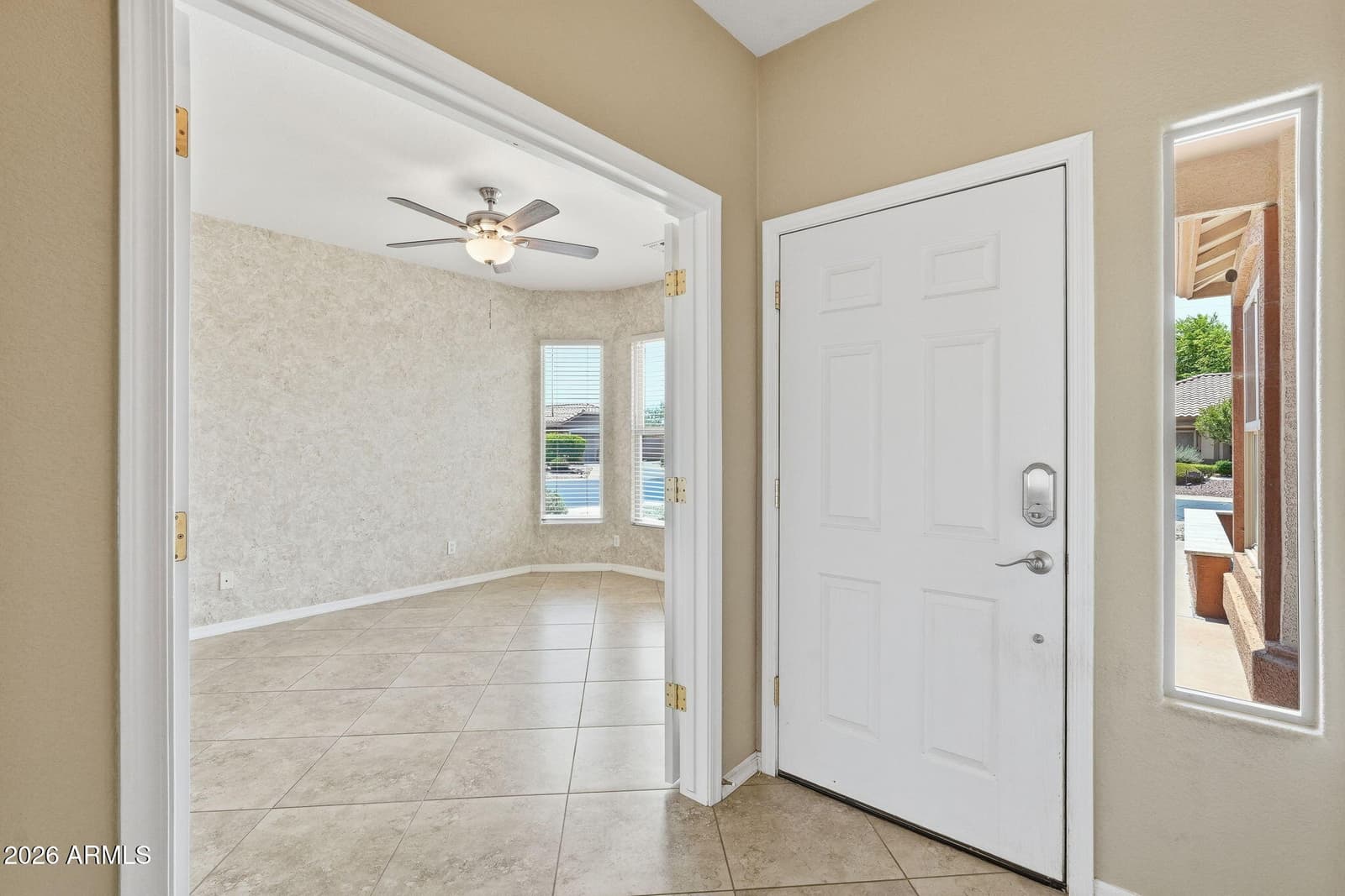 3220 E GLENEAGLE Drive, Chandler, AZ 85249 — photo 5 of 53