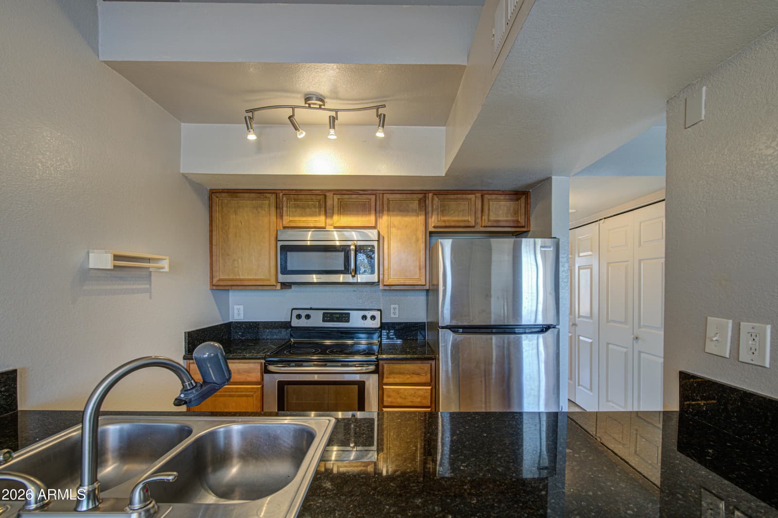 1241 N 48th Street 211, Phoenix, AZ 85008 — photo 4 of 31