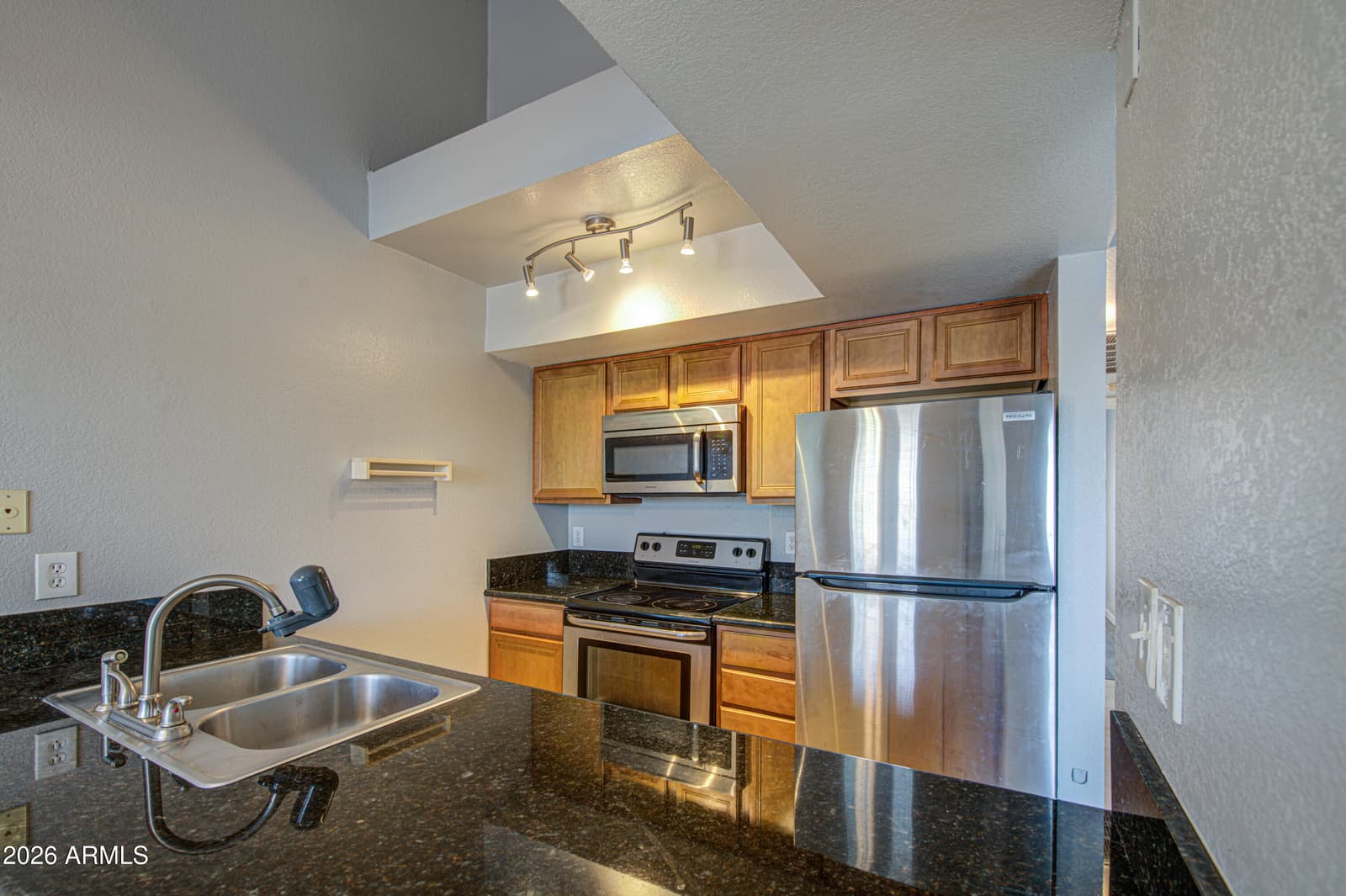 1241 N 48th Street 211, Phoenix, AZ 85008 — photo 5 of 31