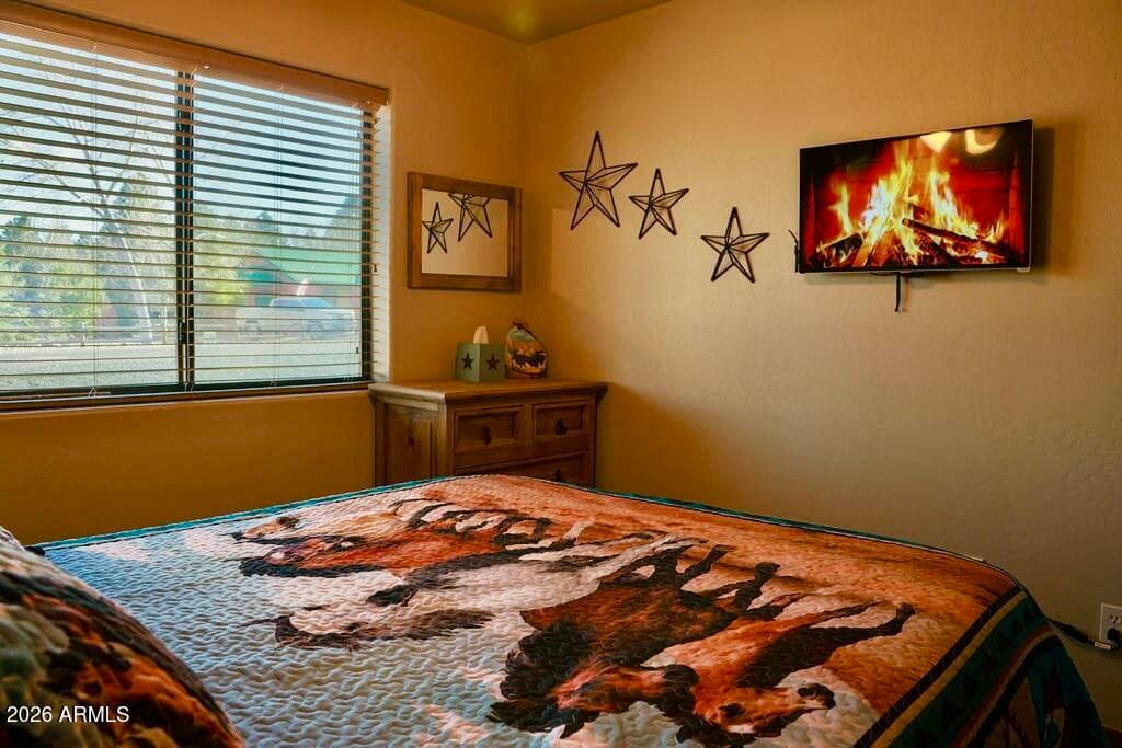 2334 S Buffalo Loop, Overgaard, AZ 85933 — photo 17 of 38