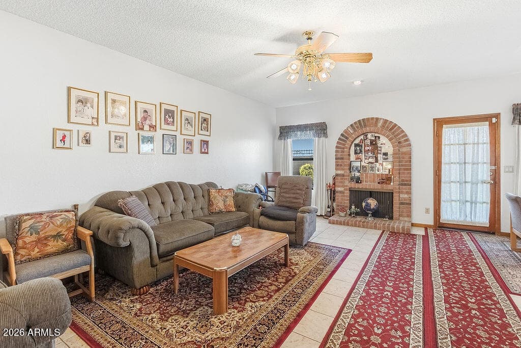 6420 W EVANS Drive, Glendale, AZ 85306 — photo 5 of 22