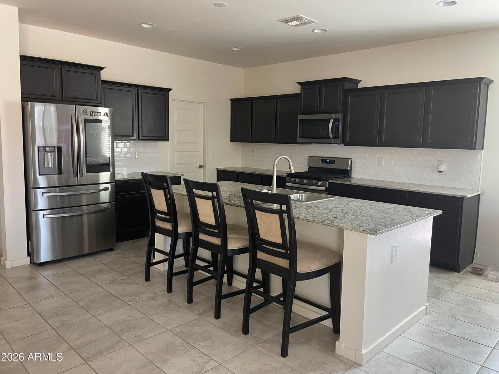 580 W Tallula Trail, San Tan Valley, AZ 85140 — photo 10 of 36