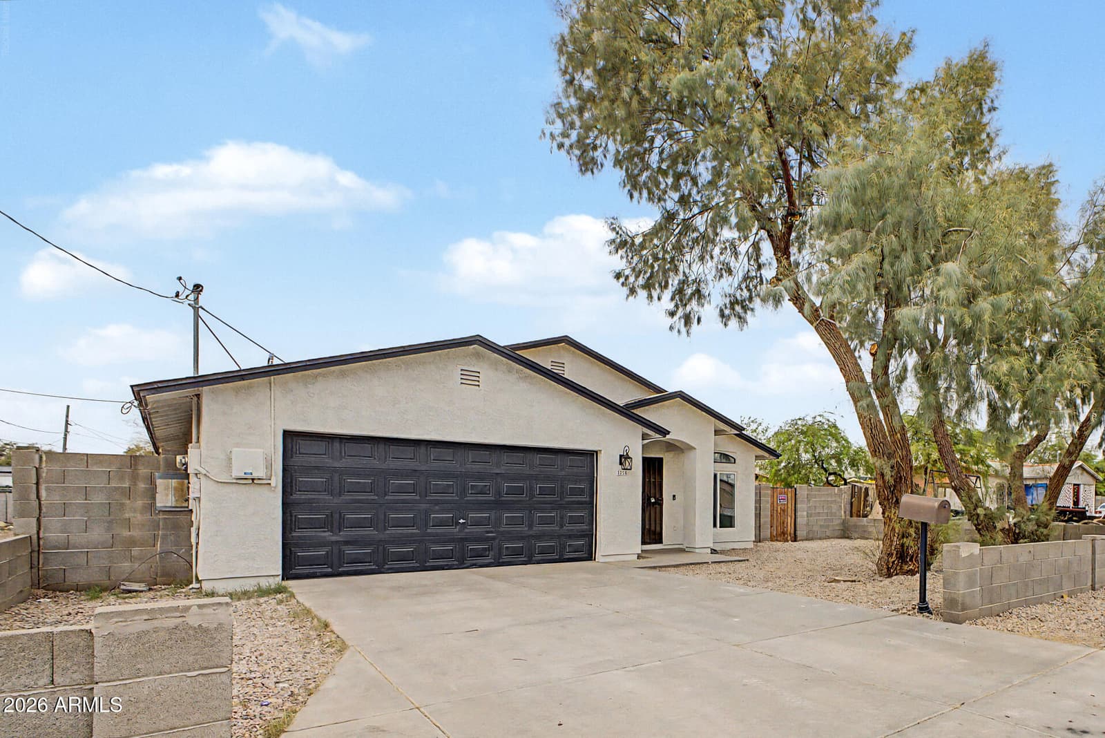 1228 S 15TH Avenue, Phoenix, AZ 85007 — photo 3 of 31