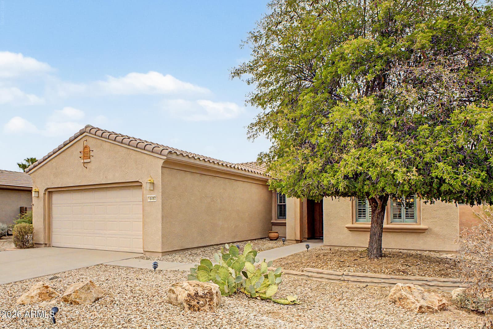 16492 W CHUPAROSA Lane, Surprise, AZ 85387 — photo 3 of 42