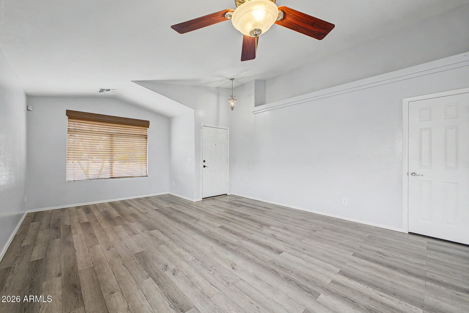 4601 N 123RD Drive, Avondale, AZ 85392 — photo 6 of 33