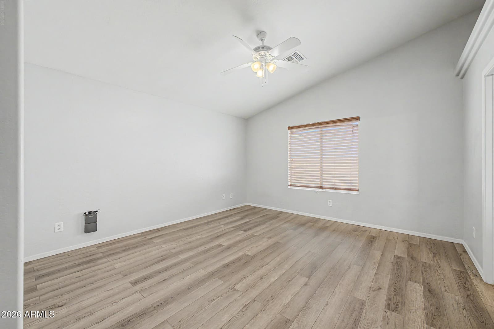 4601 N 123RD Drive, Avondale, AZ 85392 — photo 15 of 33